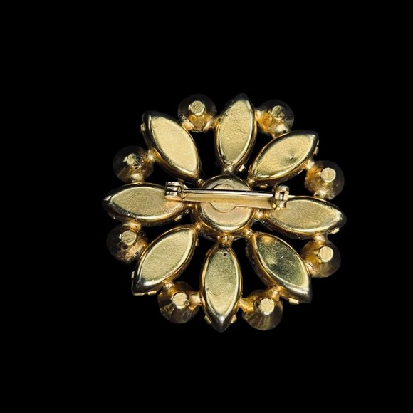 Gold Tone Faux Pearl, Lucite And AB Rhinestone Brooch & Clip On Earrings (5097) - Picture 5 of 10